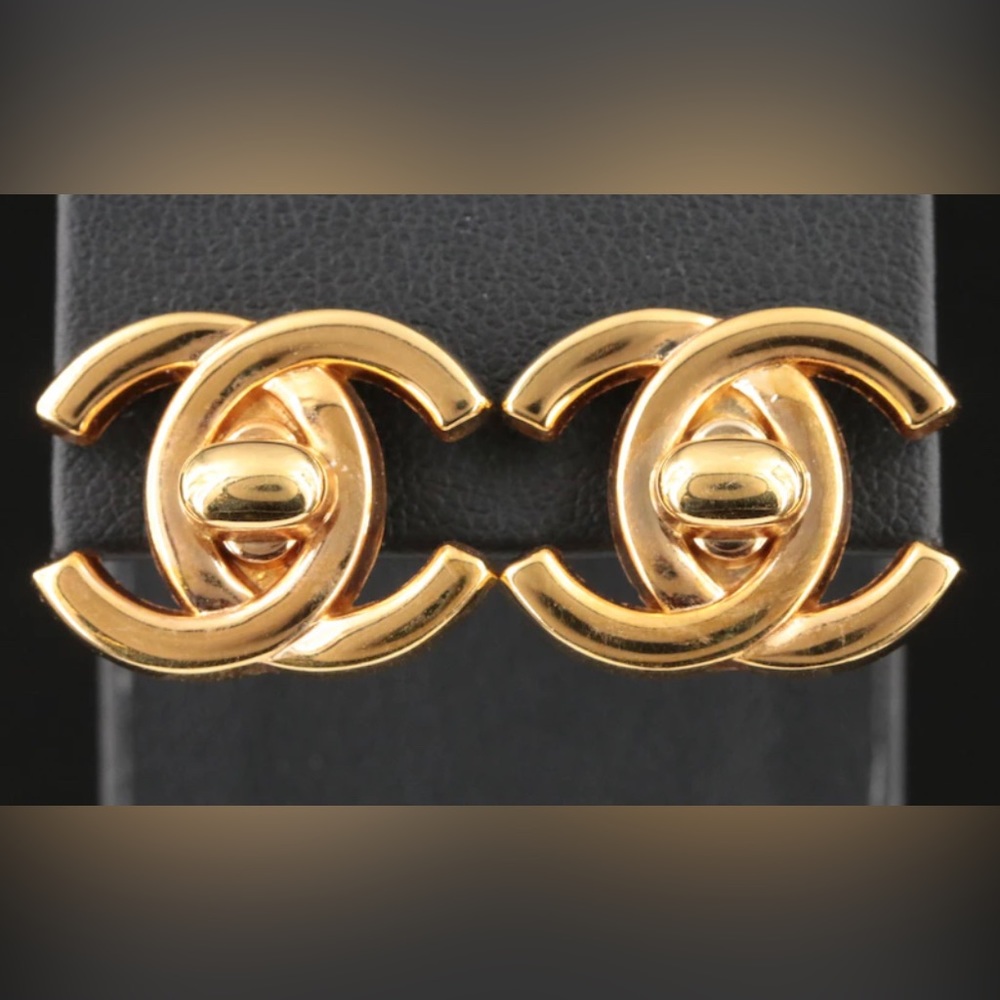 Vintage Chanel “CC” Turnlock Earings